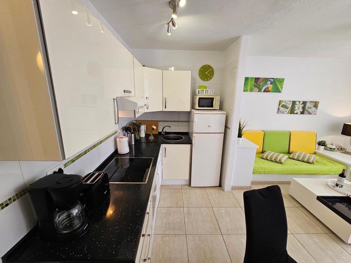 Casa Palmera 3 Only 150 Metres To The Beach, Heated Pool, Wifi, Sat-Tv, Balcony Арона Экстерьер фото